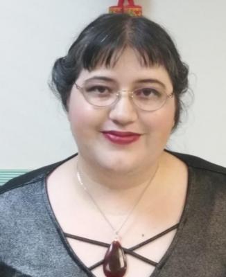 Holly Harding
